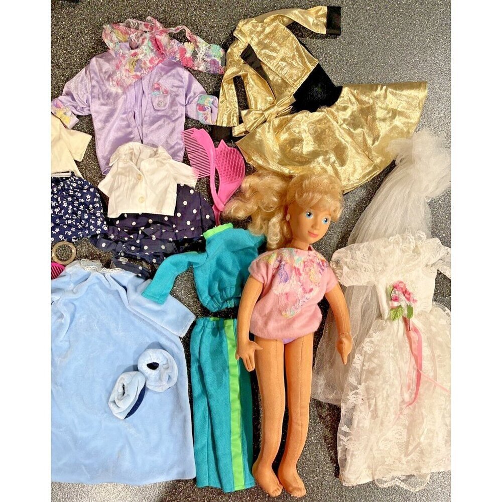 Vintage Mattel 1986 Hot Looks 18" Fashion Doll Blonde outfits wedding dress comb